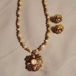 Bead Necklace & Matching Earrings